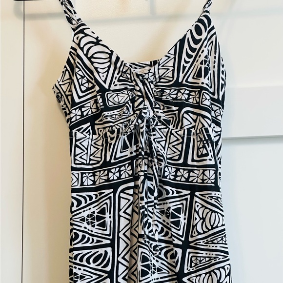 O'Neill Dresses & Skirts - Sundress O’NEILL Maxi Dramatic Blk White Batik Adjust Strap Cotton Sz S/P S